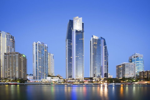 Mantra Circle On Cavill - Accommodation Rockhampton 0