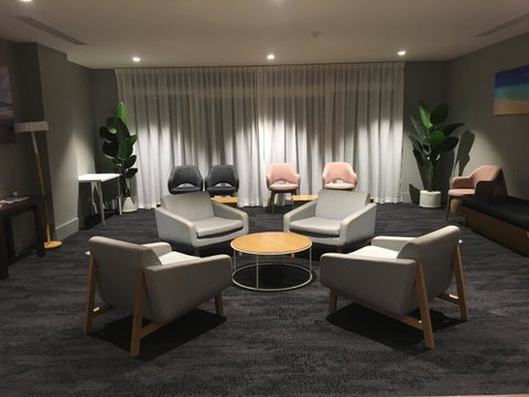 Woodroffe Hotel - Accommodation Rockhampton 4