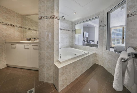 Novotel Surfers Paradise - Accommodation Rockhampton 10