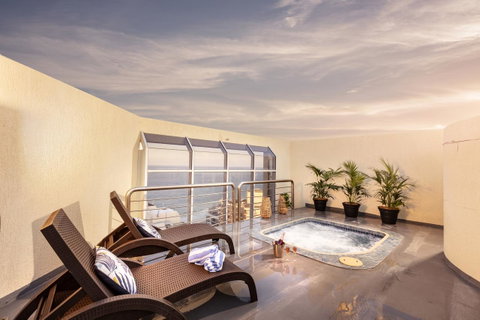 Novotel Surfers Paradise - Accommodation Rockhampton 1