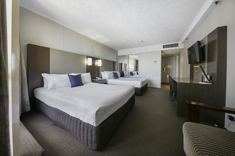 Novotel Surfers Paradise - Accommodation Rockhampton 11