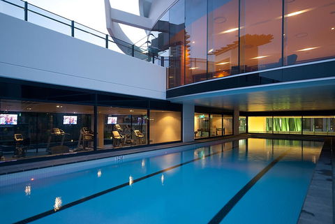 Luxury 3 Bedroom In Heart Of Broadbeach - Accommodation Rockhampton 13