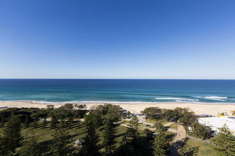 South Pacific Plaza - Official - Accommodation Rockhampton 7