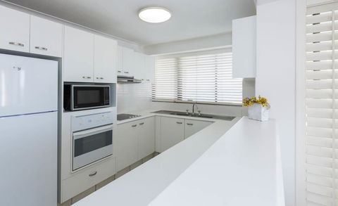 South Pacific Plaza - Official - Accommodation Rockhampton 27