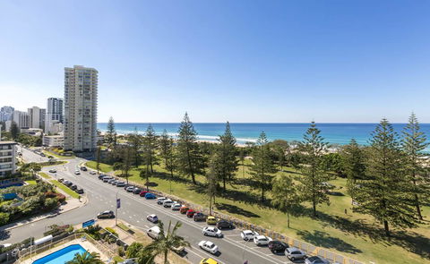 South Pacific Plaza - Official - Accommodation Rockhampton 35