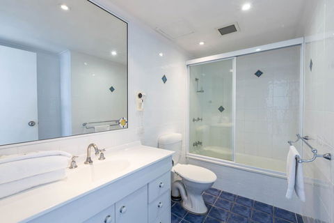 South Pacific Plaza - Official - Accommodation Rockhampton 21