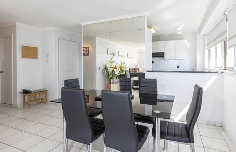 South Pacific Plaza - Official - Accommodation Rockhampton 19