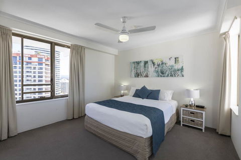 South Pacific Plaza - Official - Accommodation Rockhampton 10