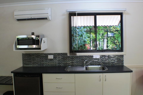 Boutique Bungalows - Accommodation Rockhampton 35