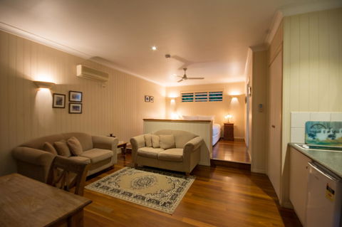 Allumbah Pocket Cottages - Accommodation Rockhampton 12