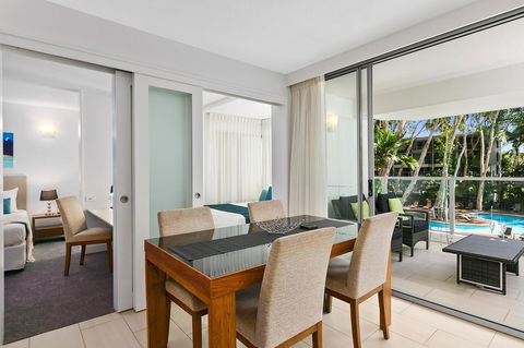 Palm Cove Beach Apartment - Accommodation Rockhampton 9