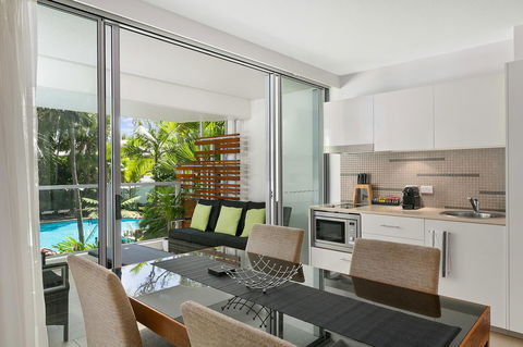 Palm Cove Beach Apartment - Accommodation Rockhampton 5