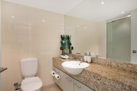 Palm Cove Beach Apartment - Accommodation Rockhampton 12