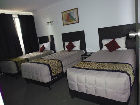 Burke & Wills Motor Inn - Accommodation Rockhampton 4