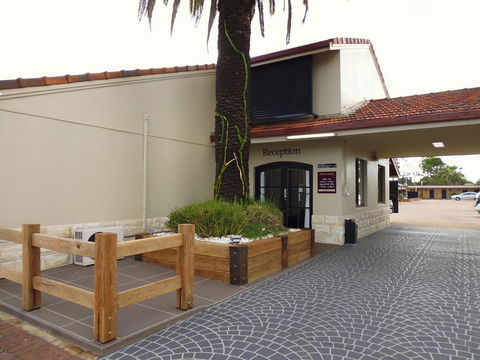 Burke & Wills Motor Inn - Accommodation Rockhampton 6
