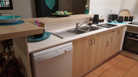 Jackies Holiday Apartment - Accommodation Rockhampton 9