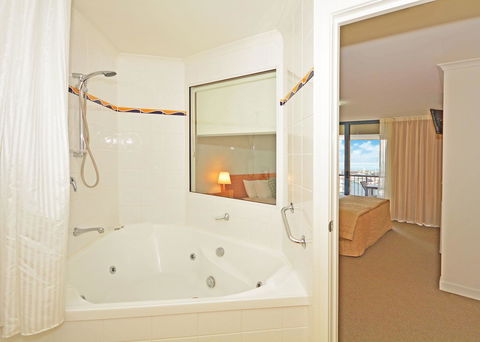 Mantra Hervey Bay - Accommodation Rockhampton 24