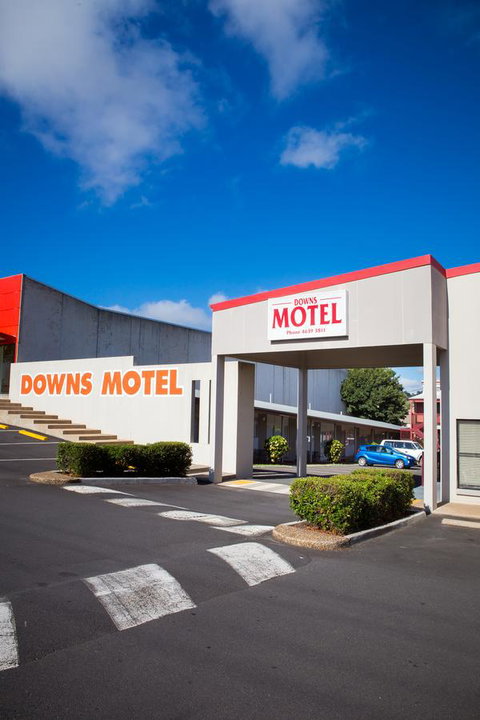 Downs Motel - Accommodation Rockhampton 1