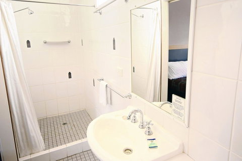 Downs Motel - Accommodation Rockhampton 22