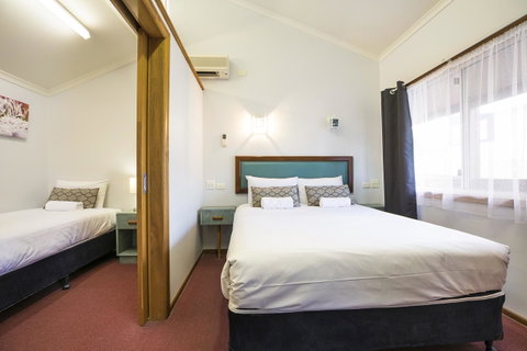 Downs Motel - Accommodation Rockhampton 9