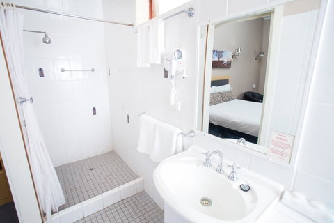 Downs Motel - Accommodation Rockhampton 29