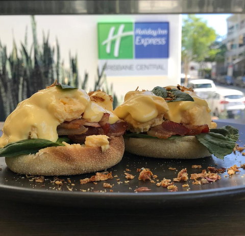 Holiday Inn Express Brisbane Central, An IHG Hotel - Accommodation Rockhampton 4