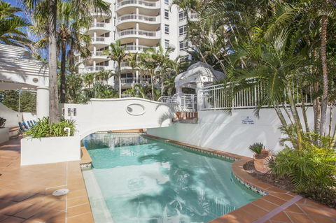 ULTIQA Burleigh Mediterranean Resort - Accommodation Rockhampton 16