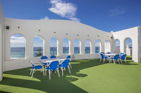 ULTIQA Burleigh Mediterranean Resort - Accommodation Rockhampton 25