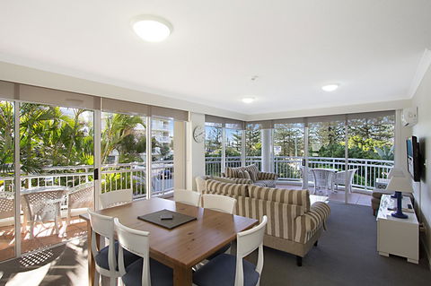 ULTIQA Burleigh Mediterranean Resort - Accommodation Rockhampton 5