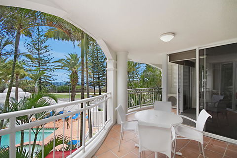 ULTIQA Burleigh Mediterranean Resort - Accommodation Rockhampton 34