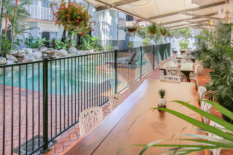 Coral Tree Inn - Accommodation Rockhampton 4