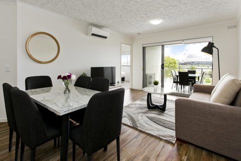 Arise Princess Regent Apartments - Accommodation Rockhampton 11