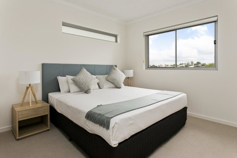 Arise Princess Regent Apartments - Accommodation Rockhampton 9