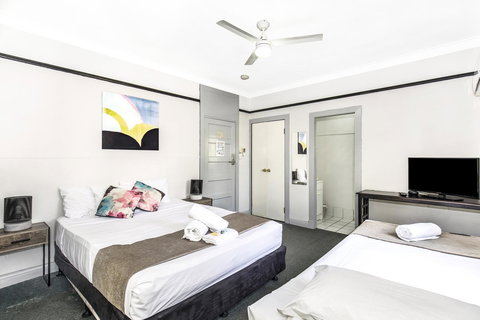 City Palms Brisbane - Accommodation Rockhampton 16