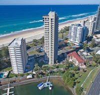 Capricorn One Beachside Holiday Apartments - Official - Accommodation Rockhampton