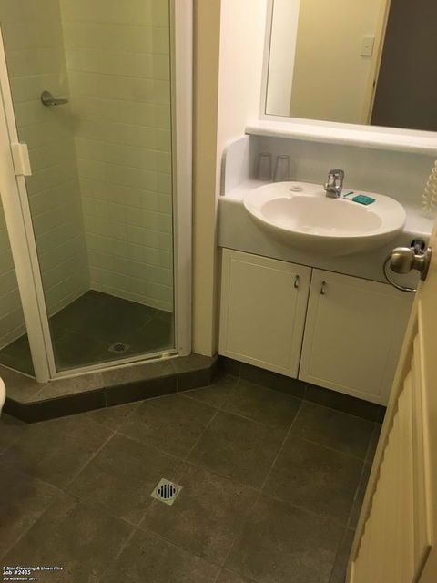 Just Perfect Apartment With Ocean Views - Accommodation Rockhampton 0