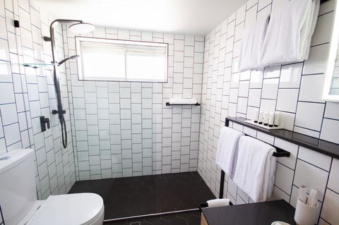 The Island Gold Coast - Accommodation Rockhampton 3