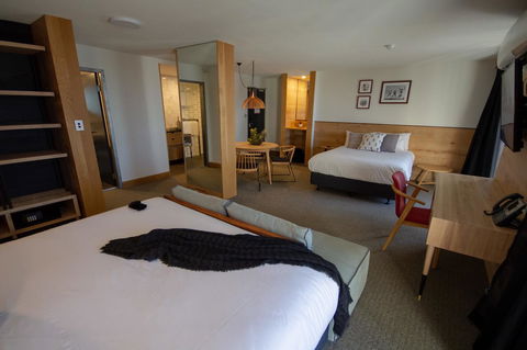 The Island Gold Coast - Accommodation Rockhampton 10