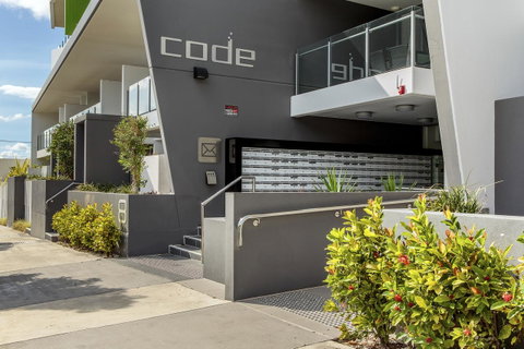 Code Apartments - Accommodation Rockhampton 14