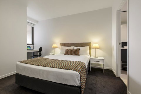Code Apartments - Accommodation Rockhampton 9