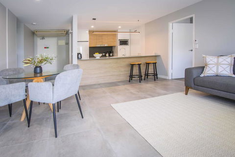 84 The Spit Holiday Apartments - Accommodation Rockhampton 9