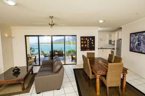 Jack And Newell Holiday Apartments - Accommodation Rockhampton 35