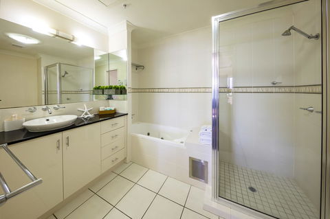 Jack And Newell Holiday Apartments - Accommodation Rockhampton 29