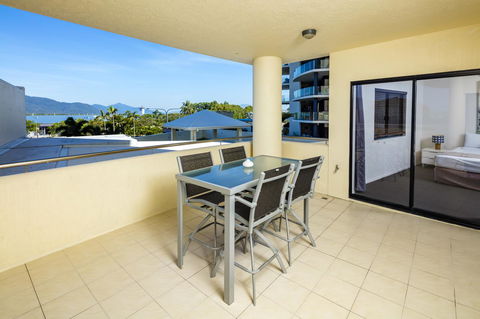 Jack And Newell Holiday Apartments - Accommodation Rockhampton 41