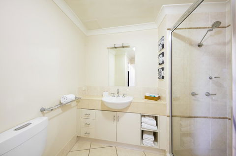 Jack And Newell Holiday Apartments - Accommodation Rockhampton 40