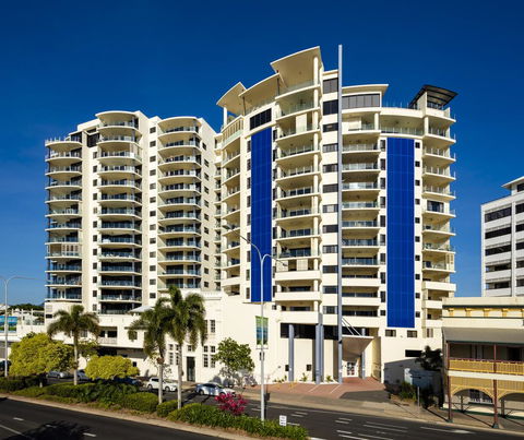 Jack And Newell Holiday Apartments - Accommodation Rockhampton 13