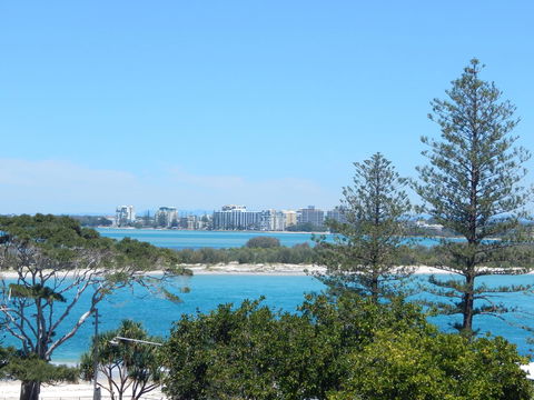 Tranquil Shores - Accommodation Rockhampton 15