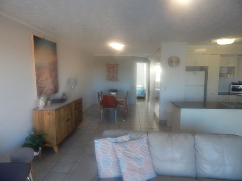 Tranquil Shores - Accommodation Rockhampton 4