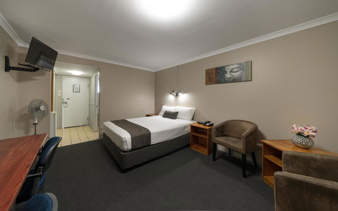 Cosmopolitan Motel & Serviced Apartments - Accommodation Rockhampton 5