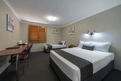 Cosmopolitan Motel & Serviced Apartments - Accommodation Rockhampton 4